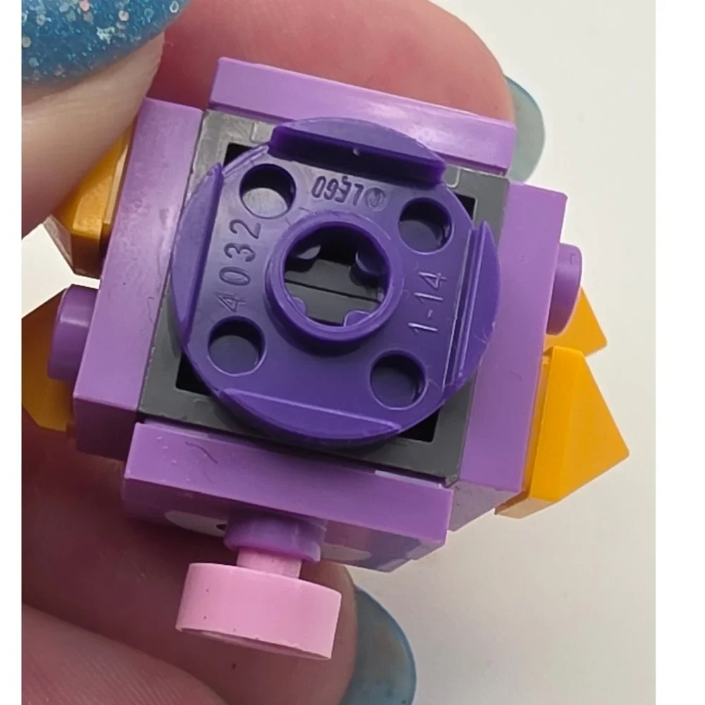 LEGO Super Mario Spiny Cheep Cheep Mini Figure Purple Excellent
